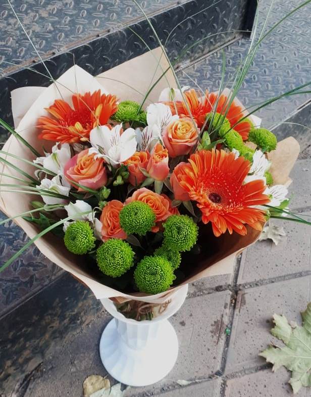 Букет цветов из: Герберы, Хризантемы, Альстромерии и Розы в Поварово