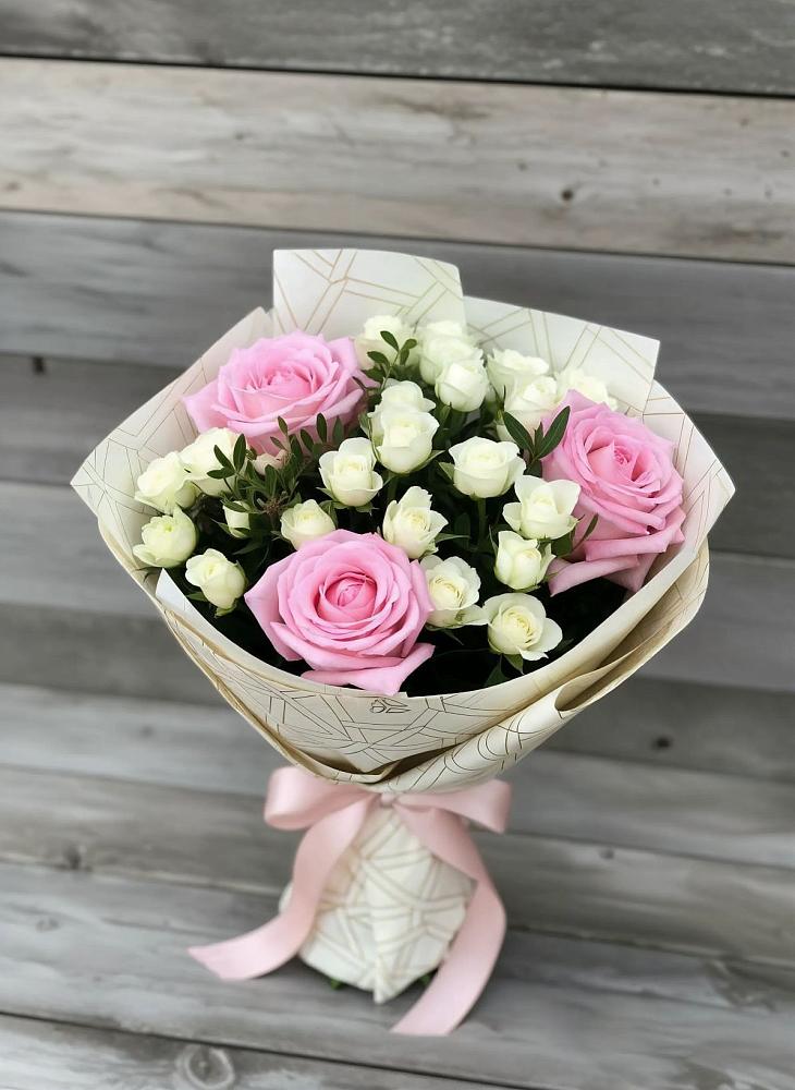 Букет цветов из: Розы в Поварово
