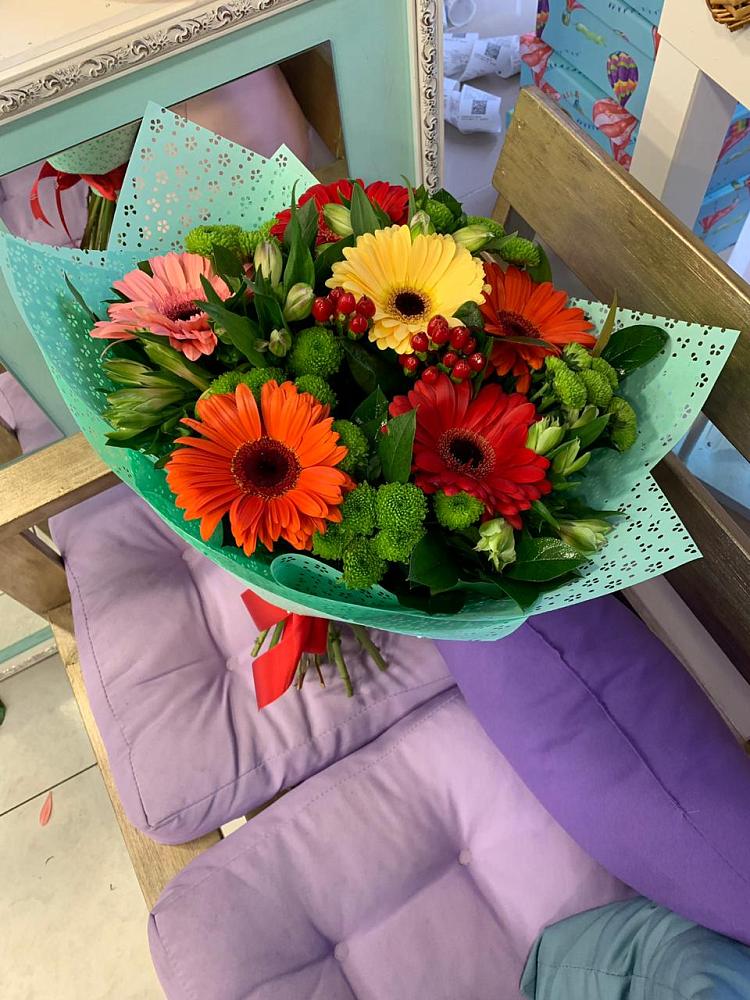 Букет цветов из: Герберы, Хризантемы и Альстромерии в Поварово
