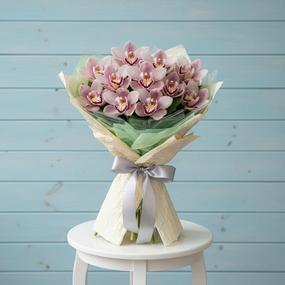 Букет цветов из: Орхидеи и Розы в Поварово