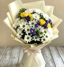 Букет цветов из:  Ирисы, Хризантемы и Розы #REPLACE_PRED# Поварово