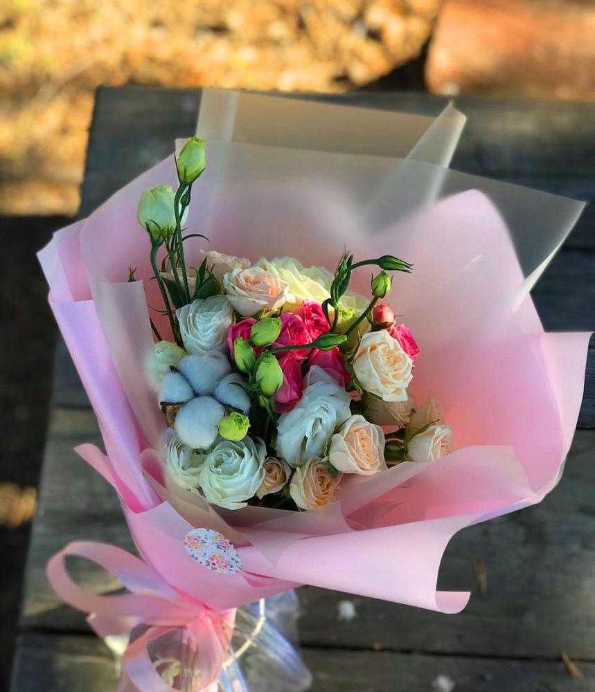 Букет цветов из: Розы и Лизиантусы в Поварово