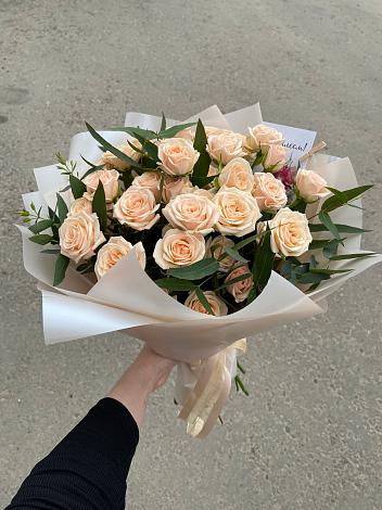 Букет Кремовые розы Латте в Поварово