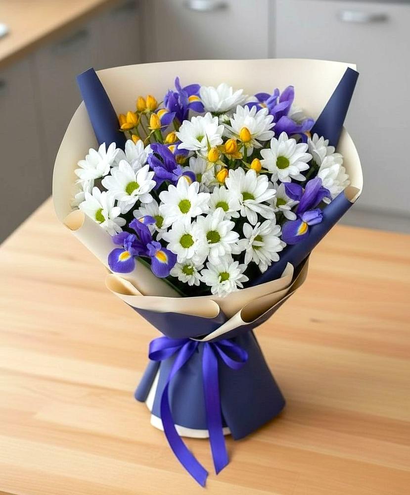 Букет цветов из: Розы, Ирисы и Хризантемы в Поварово