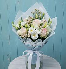 Букет цветов из:  Розы и Лизиантусы в Поварово