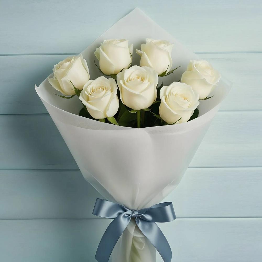 Букет 7 Белых роз Эдлесс Лав в Поварово